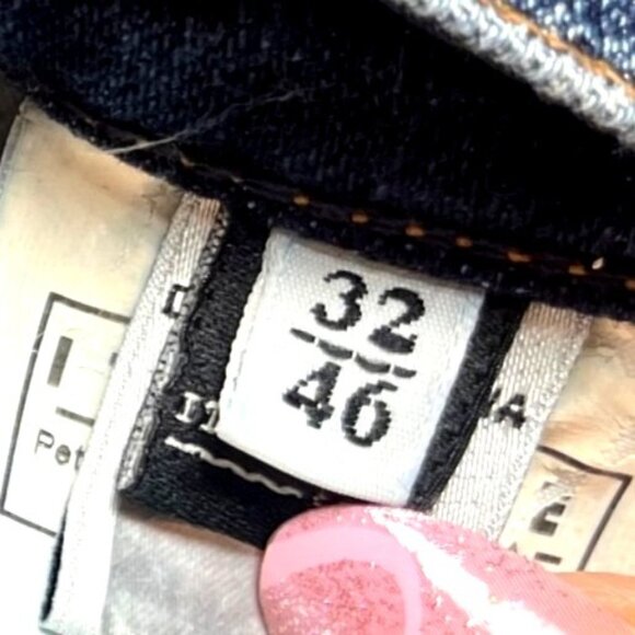 D&G Dolce & Gabbana Womens Denim Capri Jeans With Lace Accent Size 32 waist - Picture 10 of 12